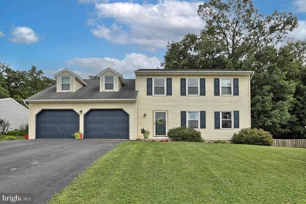 9 N HORSESHOE DR, Stevens, PA 17578