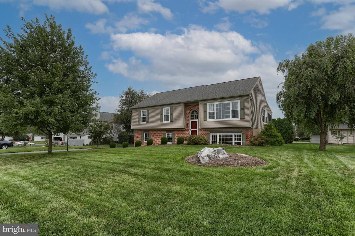 Palmyra, PA 17078,301 WHEATSTONE DR