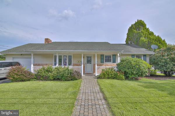 1100 BAYBERRY ROAD, Pen Argyl, PA 18072