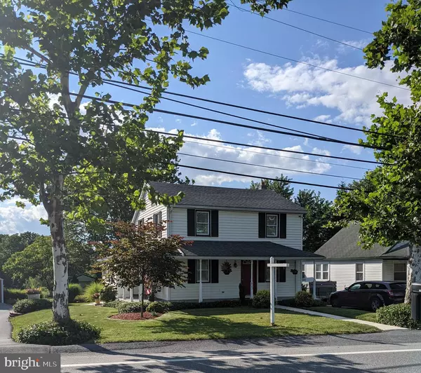 823 LAUDERMILCH RD, Hummelstown, PA 17036