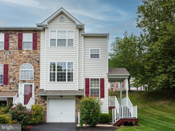 108 REGENTS CT, Malvern, PA 19355