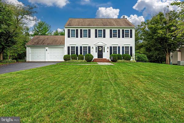 4 HERITAGE FARM DR, Mount Airy, MD 21771