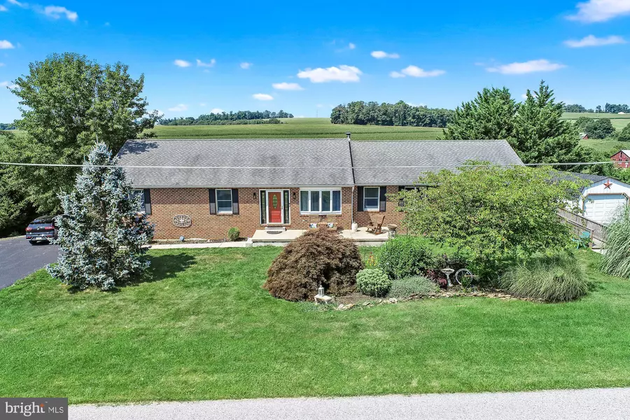 13645 CENTER RD, Stewartstown, PA 17363