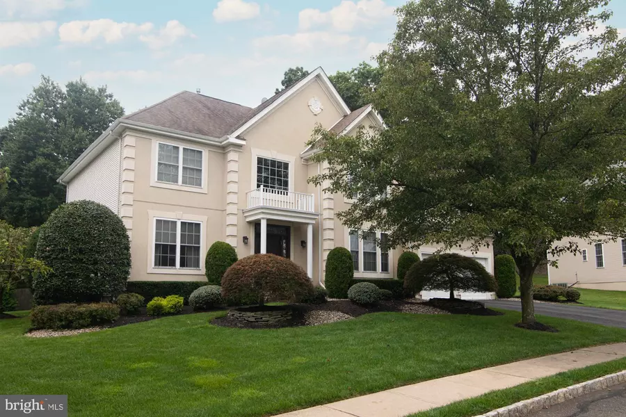 305 PROVINCIAL DR, Morganville, NJ 07751