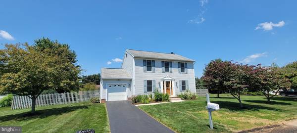 14 OLD FARM LN, New Freedom, PA 17349