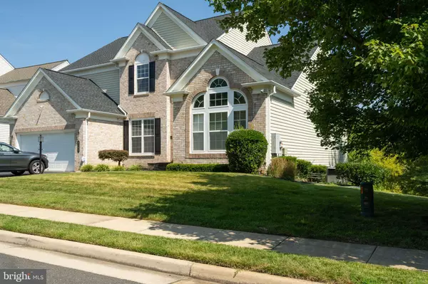 Lorton, VA 22079,8198 MISTLETOE LN