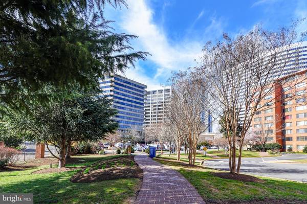 1021 ARLINGTON BLVD #309, Arlington, VA 22209