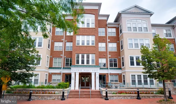 Woodbridge, VA 22191,500 BELMONT BAY DR #102