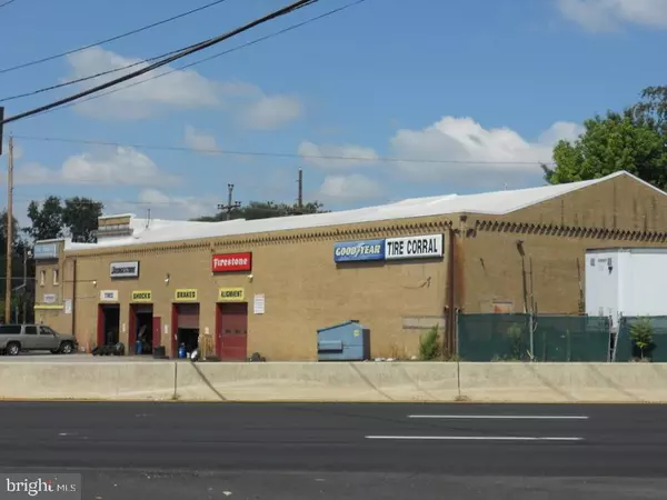 Camden, NJ 08104,3114 MOUNT EPHRAIM AVE