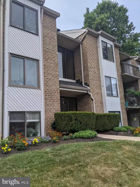 2 GLENAMOY CT #302, Lutherville Timonium, MD 21093