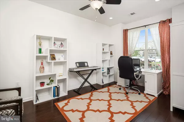 Cranbury, NJ 08512,15 BAUER LN