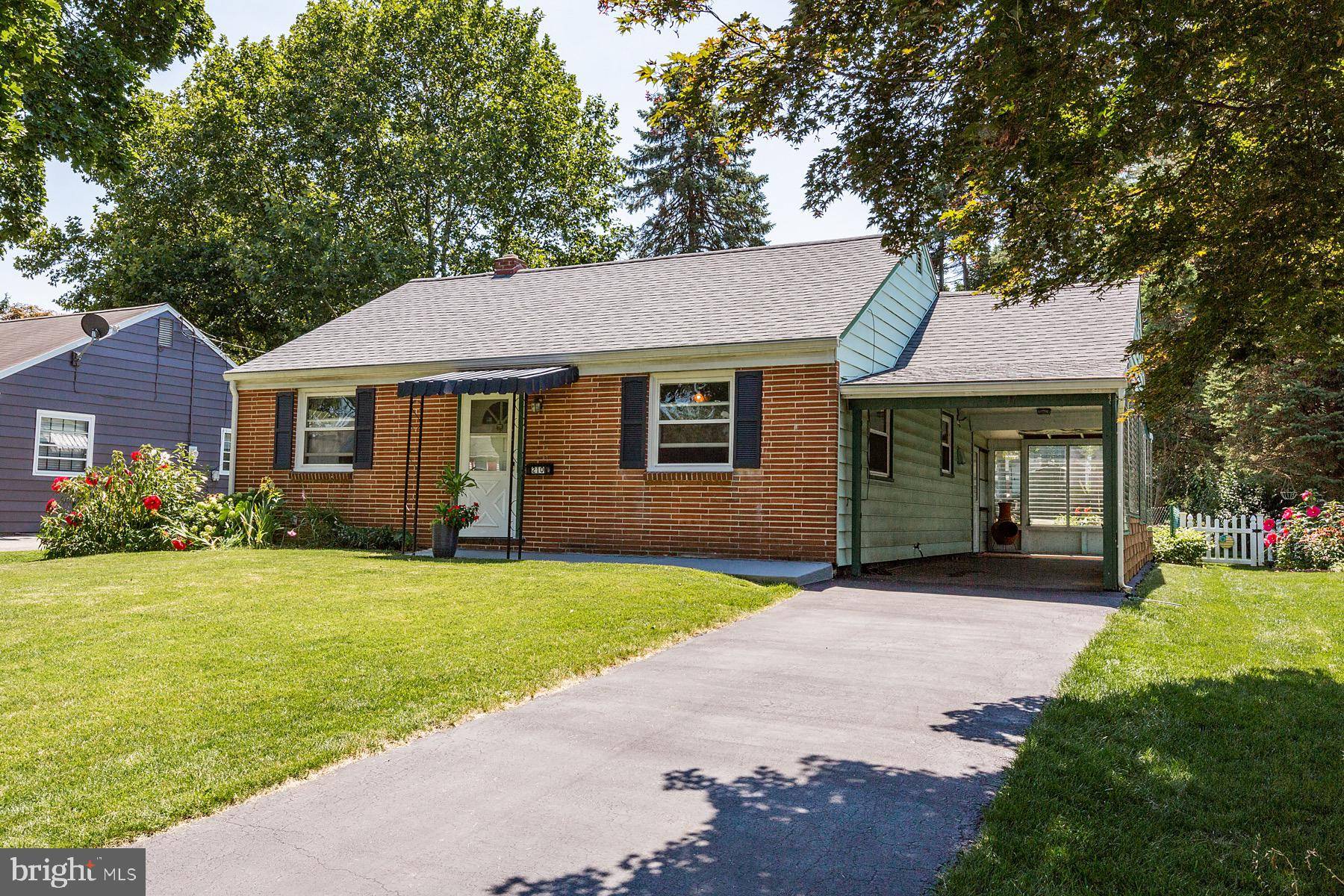 Lancaster, PA 17601,210 ELIZABETH DR