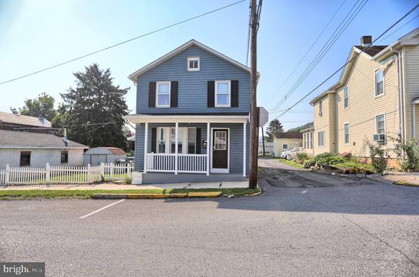 421 OLIVER ST, Newport, PA 17074