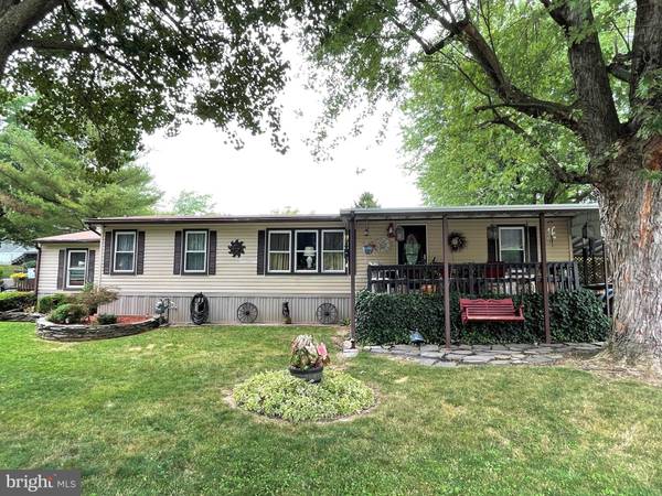 300 LANDOLA AVE, Mount Wolf, PA 17347