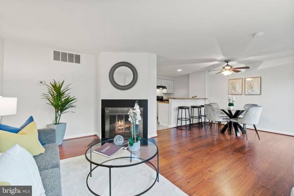 4347 PEMBROOK VILLAGE DR #42, Alexandria, VA 22309