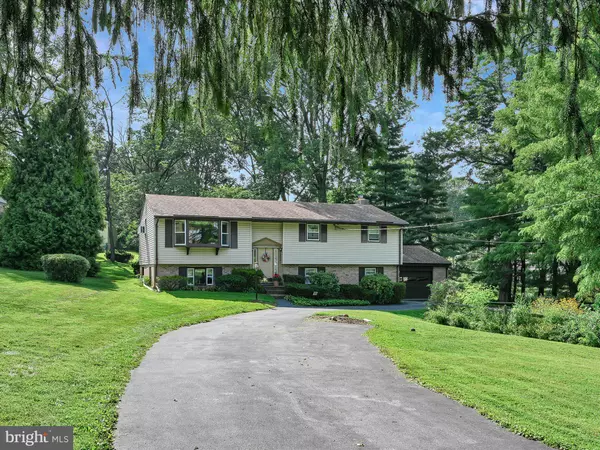 Reading, PA 19607,602 SUMMIT AV