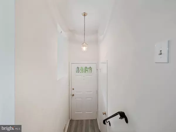 Silver Spring, MD 20902,2894 SCHOOLHOUSE CIR