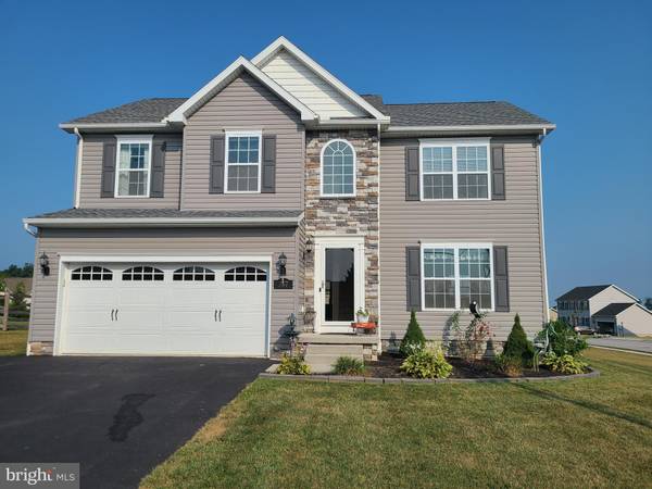 367 SUNSET DR, Hanover, PA 17331