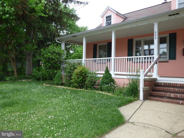 622 W PALMER ST, Morrisville, PA 19067