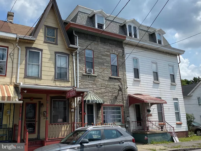 205 PINE ST, Tamaqua, PA 18252