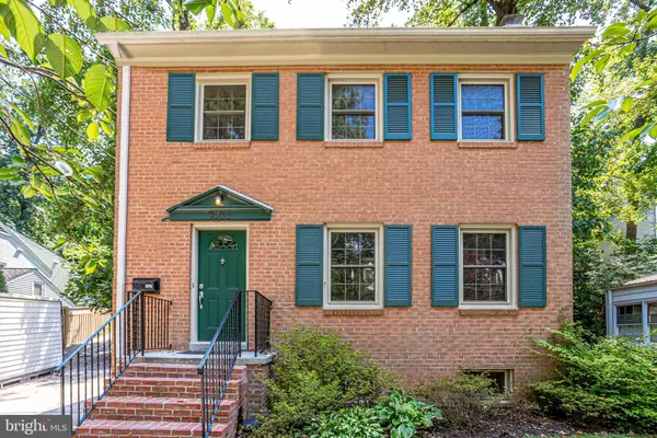 3930 VACATION LN, Arlington, VA 22207