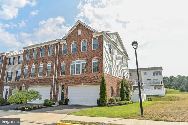 26080 HUNTWICK GLEN SQ, Aldie, VA 20105