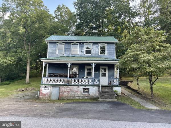 42 BRICKY RD, Pottsville, PA 17901