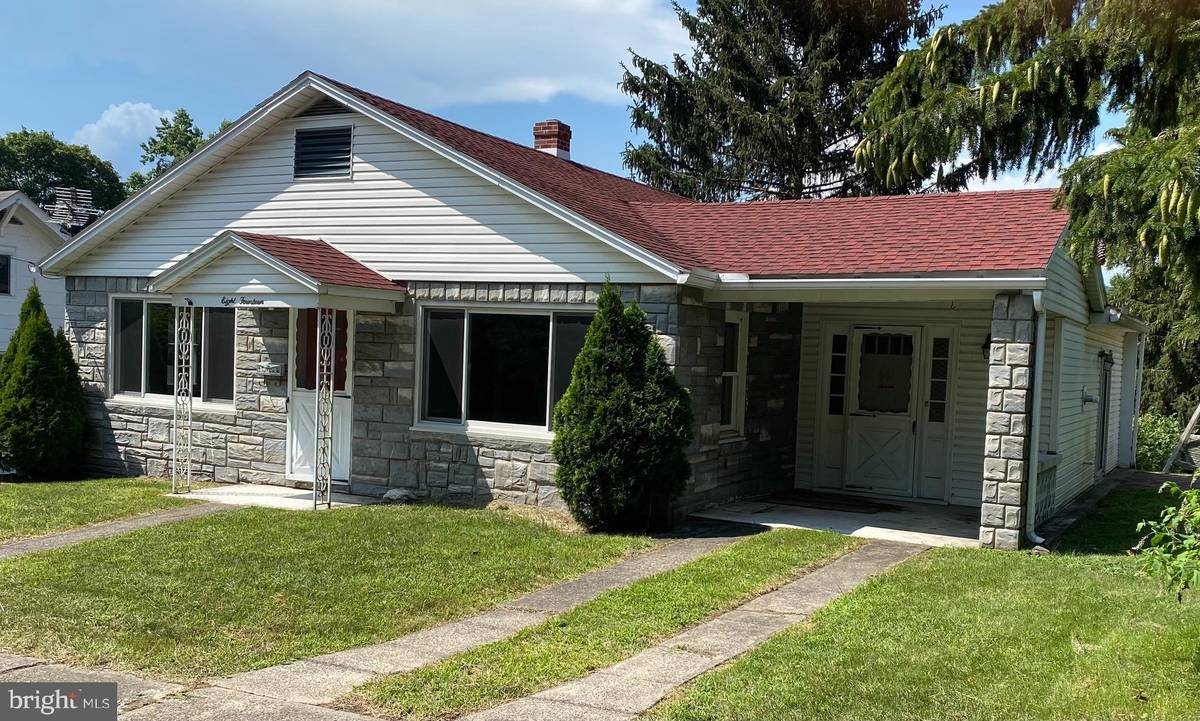 Millersburg, PA 17061,814 SUMMIT ST