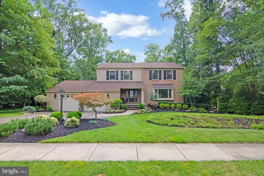 48 HOLLY OAK DR, Voorhees, NJ 08043