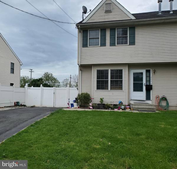 111 CLYMER AVE, Morrisville, PA 19067