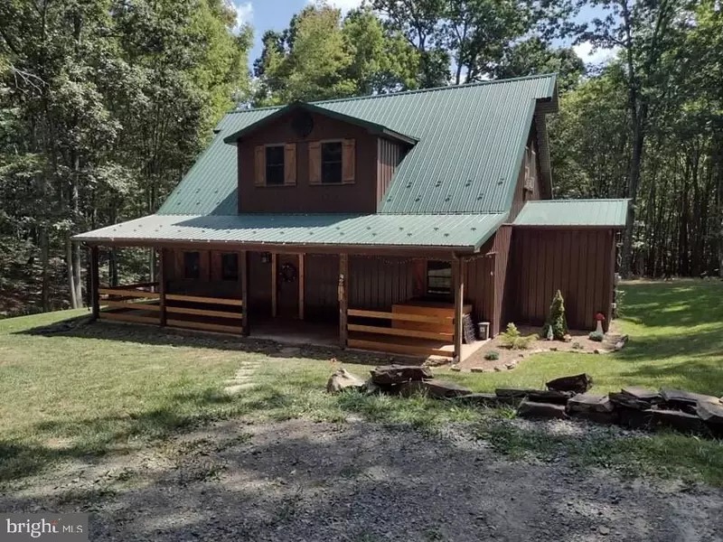 125 RURAL RETREAT LN, Great Cacapon, WV 25422