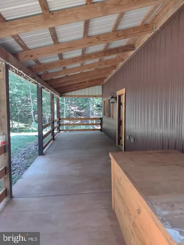 Great Cacapon, WV 25422,125 RURAL RETREAT LN