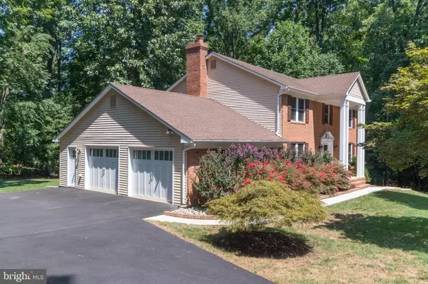 Reston, VA 20190,1752 DRESSAGE DR