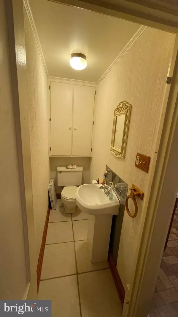 Harrisburg, PA 17104,2002 MULBERRY ST