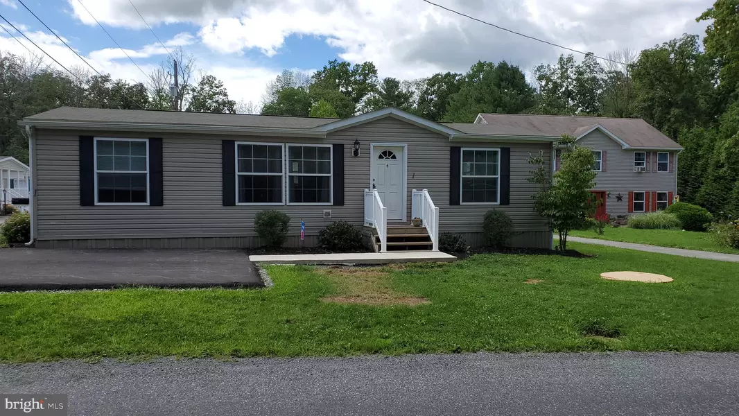 1 DAVID LN, Honey Brook, PA 19344