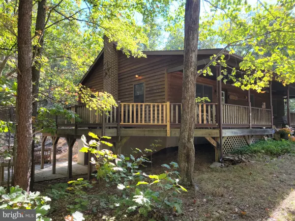 Berkeley Springs, WV 25411,1088 SPOOK HOLLOW LN