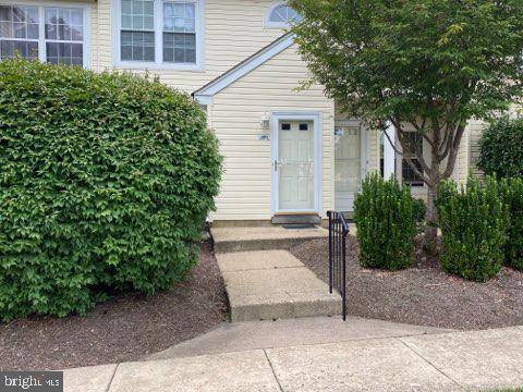 3011 SHEPHERDS WAY #4, Southampton, PA 18966