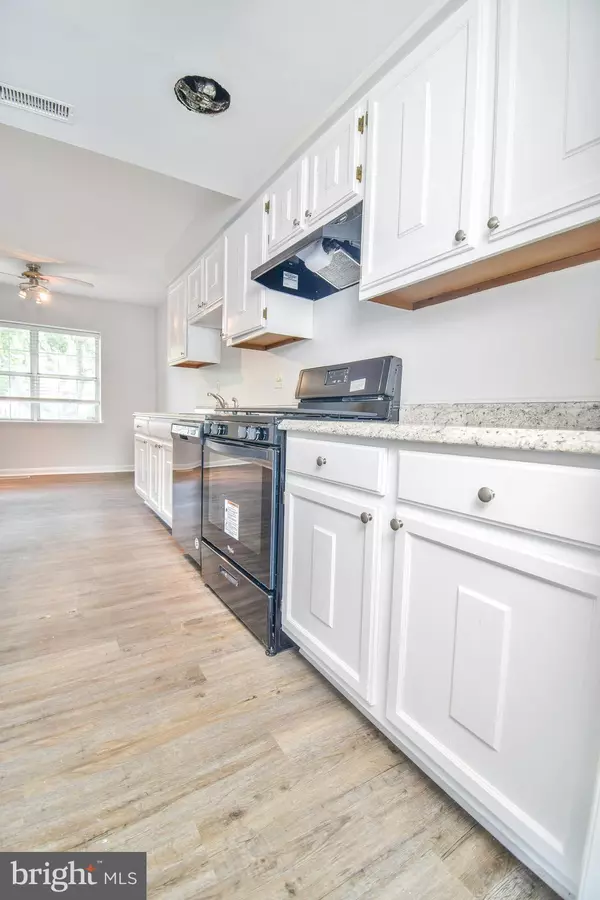 Woodbridge, VA 22193,4371 ENSBROOK LN