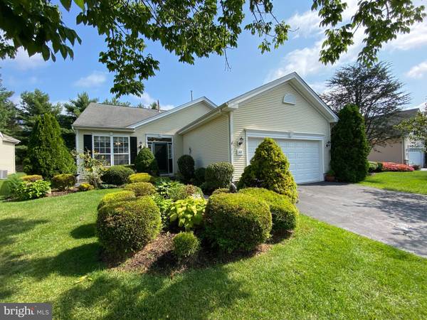 35 BARBARY LN, Columbus, NJ 08022