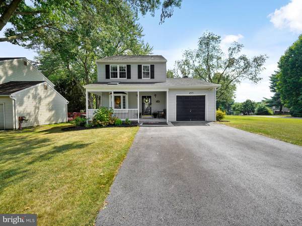 1102 NEW HAMPSHIRE LN, Downingtown, PA 19335