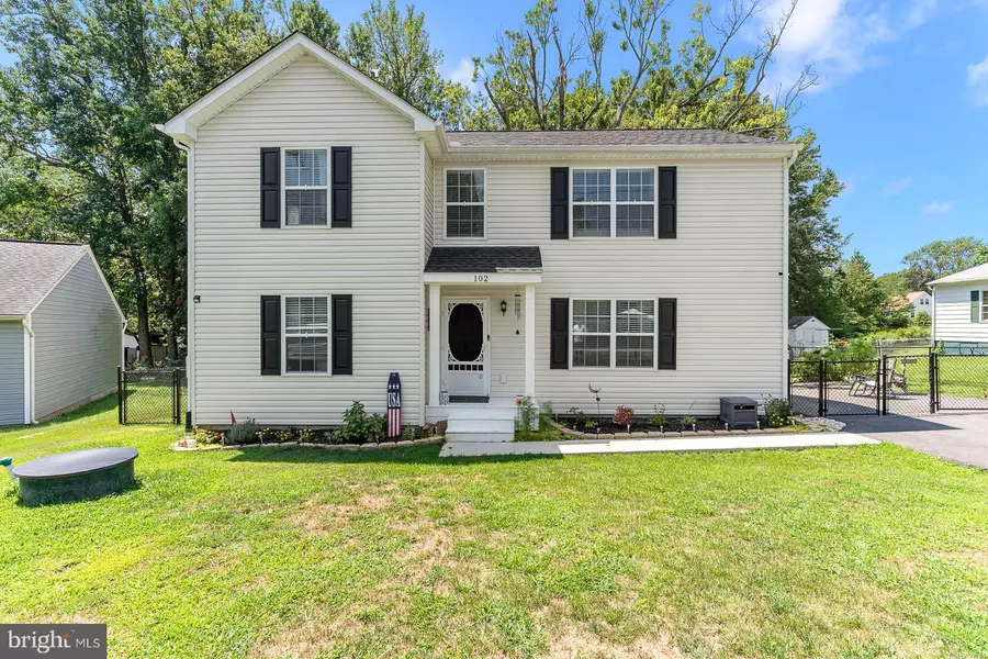 102 VILLAGE DR, Fredericksburg, VA 22408