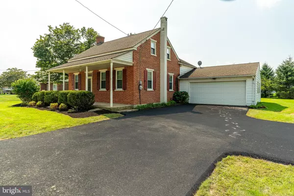 Lititz, PA 17543,975 FRUITVILLE PIKE