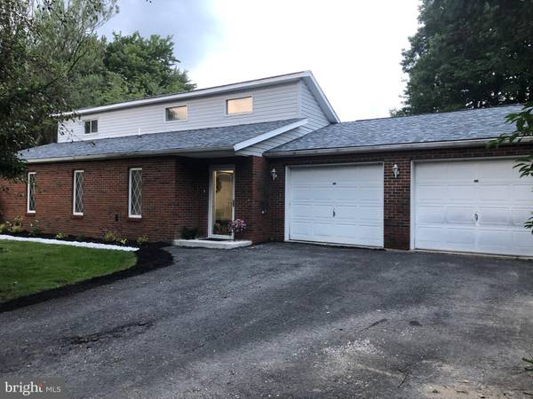 3133 EVERGREEN CIR, Tobyhanna, PA 18466