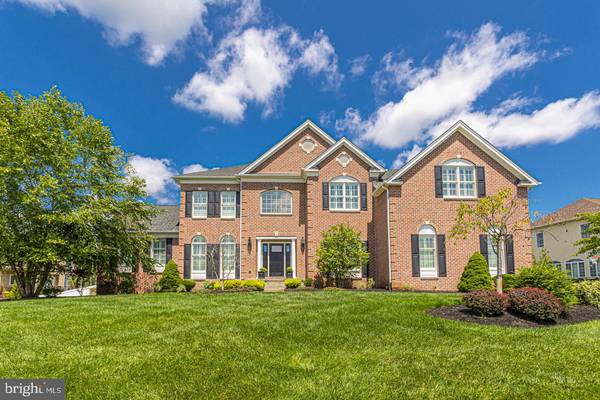 260 JANE CHAPMAN DR E, Newtown, PA 18940