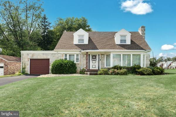 505 WATERS RD, York, PA 17403