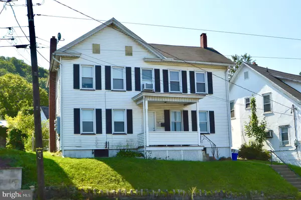 Bangor, PA 18013,120 ERDMAN ST