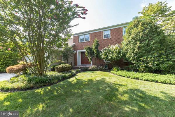 1824 COUNTRY CLUB DR, Cherry Hill, NJ 08003