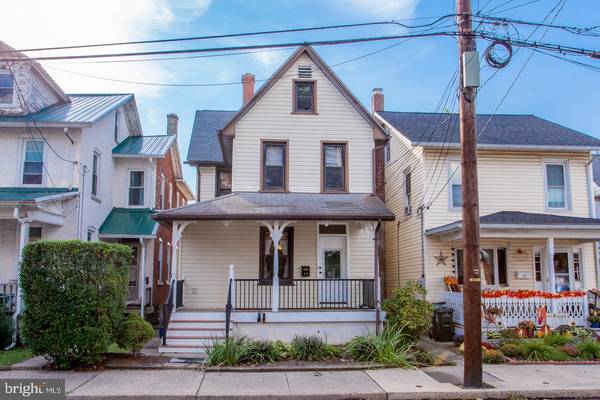 24 S 3RD ST, Quakertown, PA 18951