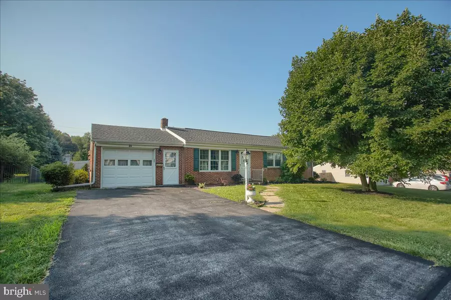 23 KIM ACRES DR, Mechanicsburg, PA 17055