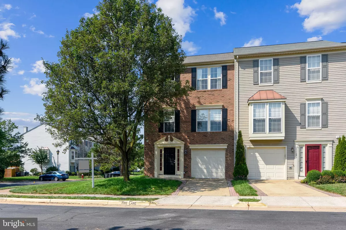 Ashburn, VA 20147,43395 CHOKEBERRY SQ